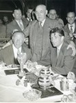 Peco Bauwens, der Münchner OB Max Wimmer und F. Walter 